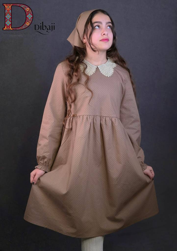 پیراهن نسکافه ای خال‌دار