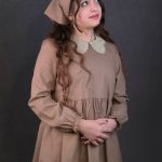 پیراهن نسکافه ای خال‌دار